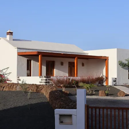Embeleso Villa